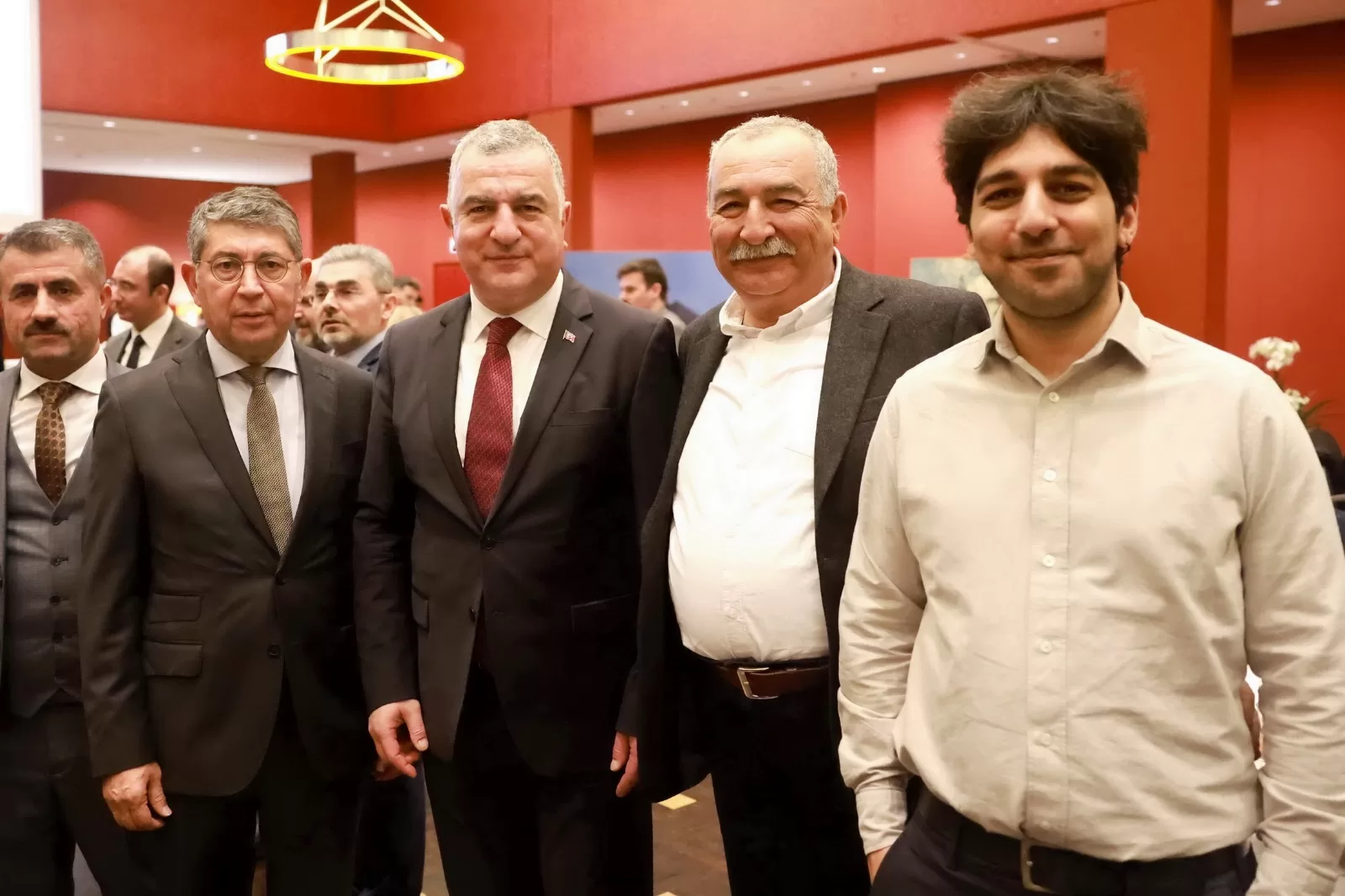 Berlin Büyükelçiliği, Almanya'daki Türk toplumu temsilcilerine iftar verdi