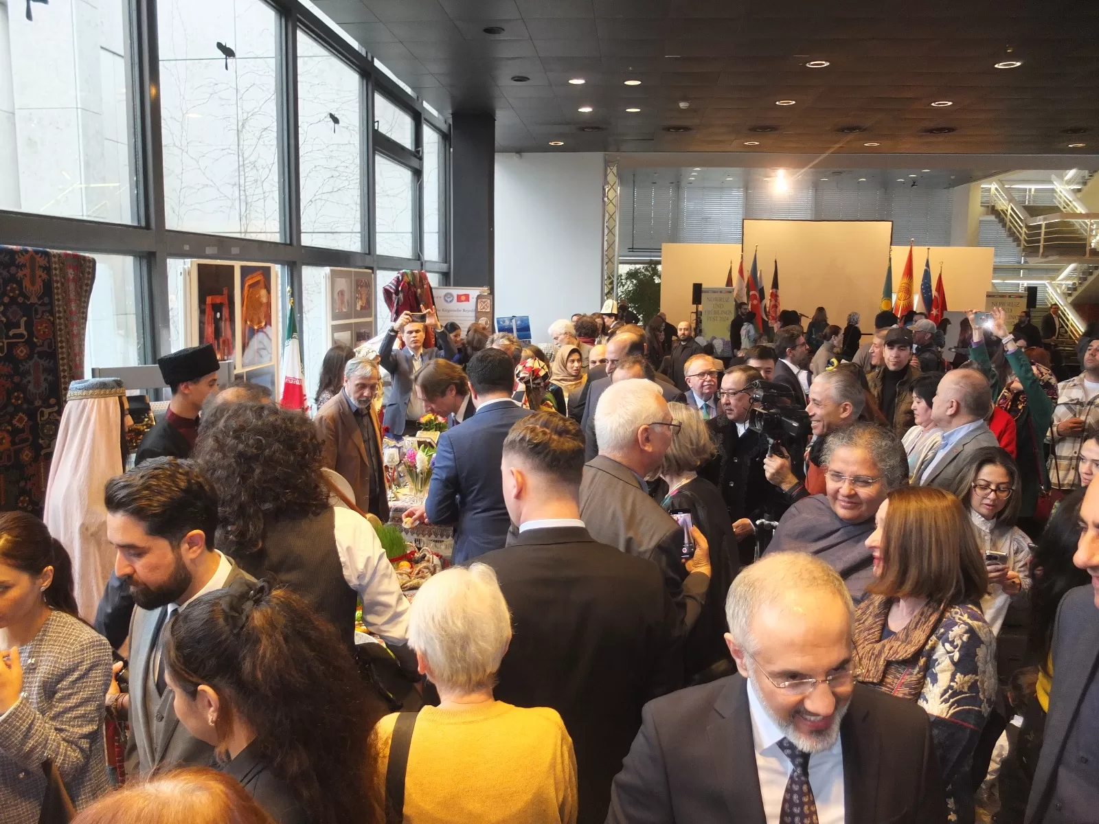 Berlin`de 10 Büyükelçiliğin katılımı ile Nevruz kutlandı