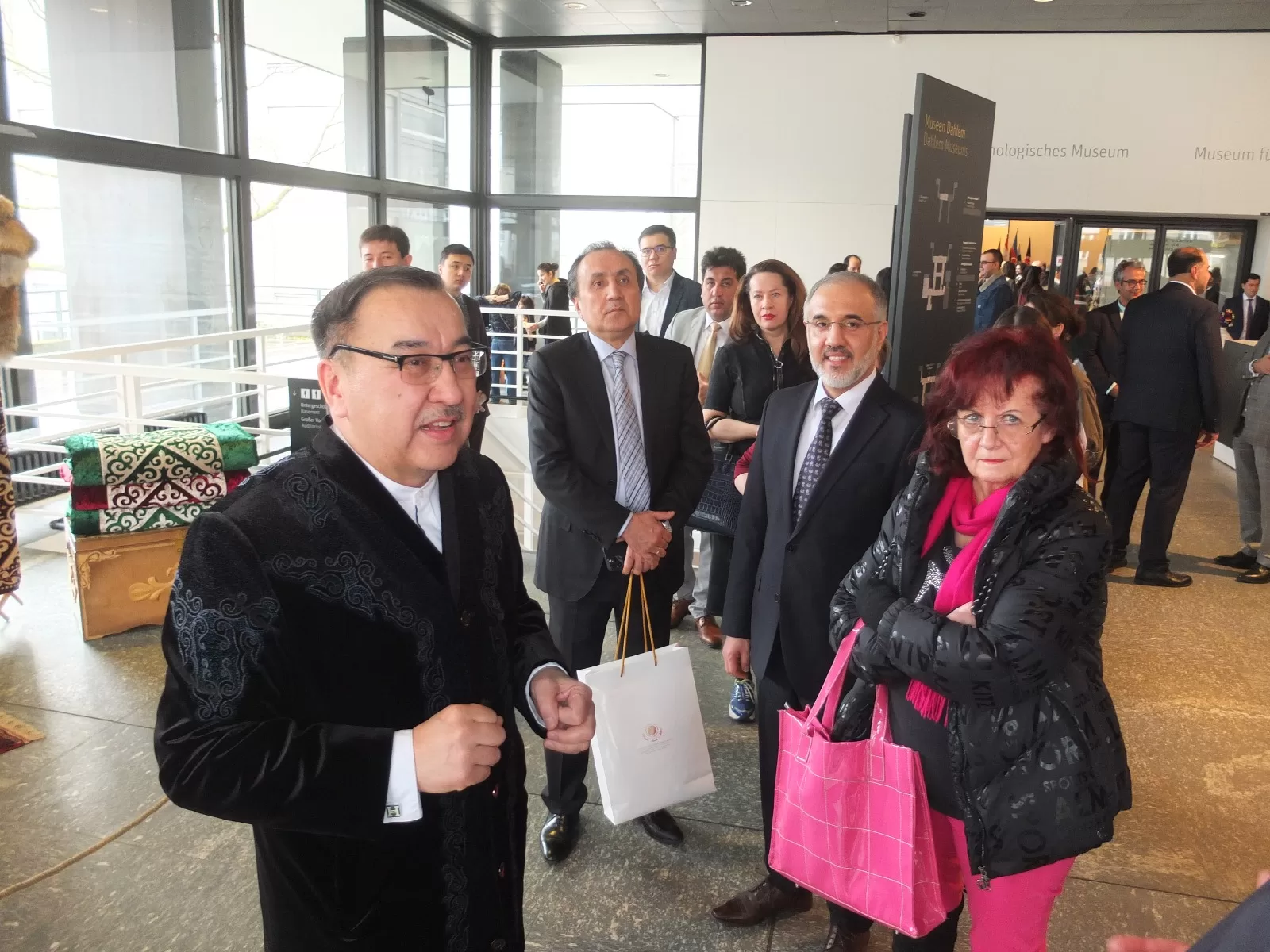 Berlin`de 10 Büyükelçiliğin katılımı ile Nevruz kutlandı