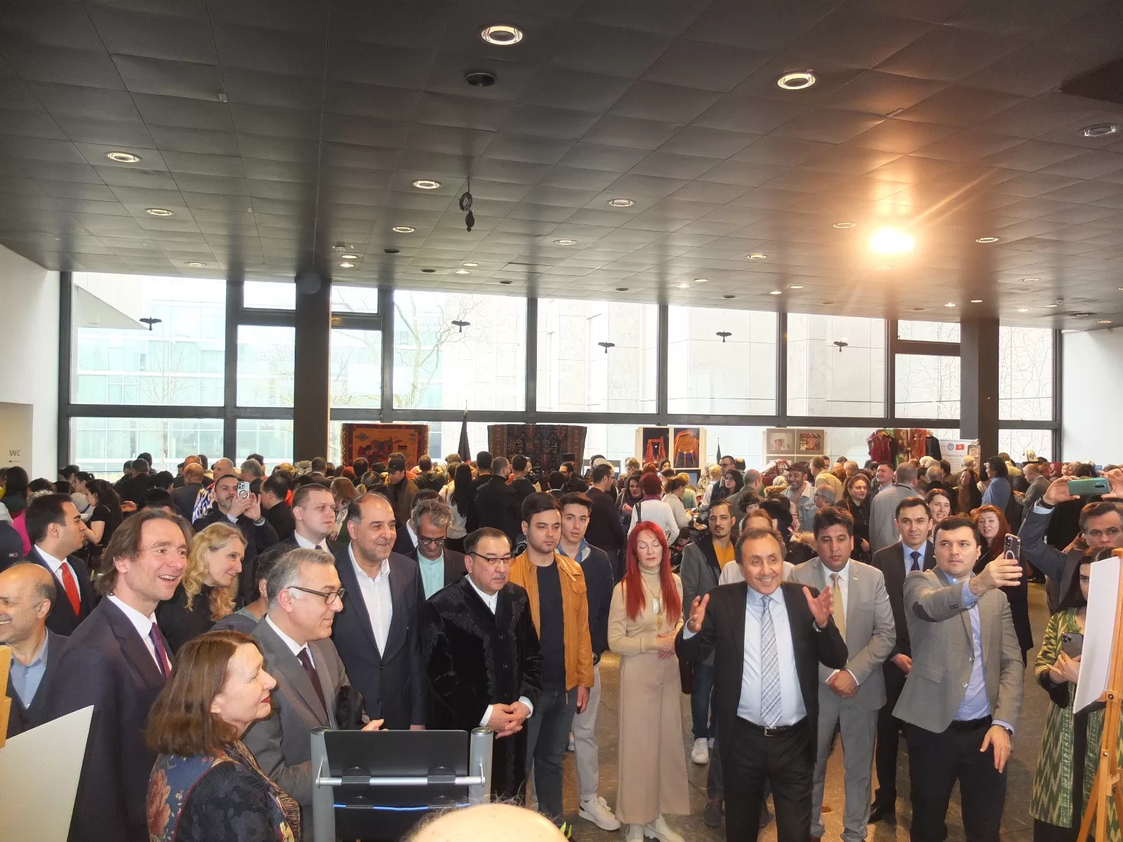 Berlin`de 10 Büyükelçiliğin katılımı ile Nevruz kutlandı
