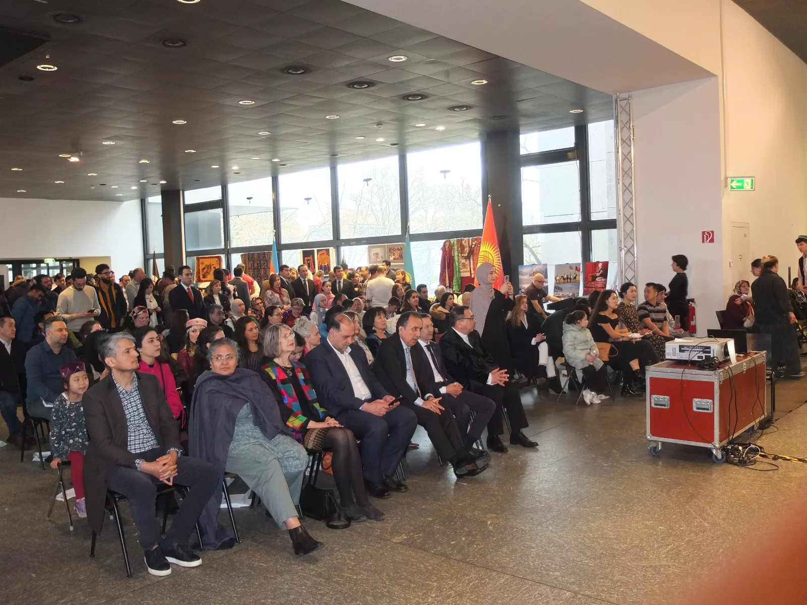 Berlin`de 10 Büyükelçiliğin katılımı ile Nevruz kutlandı