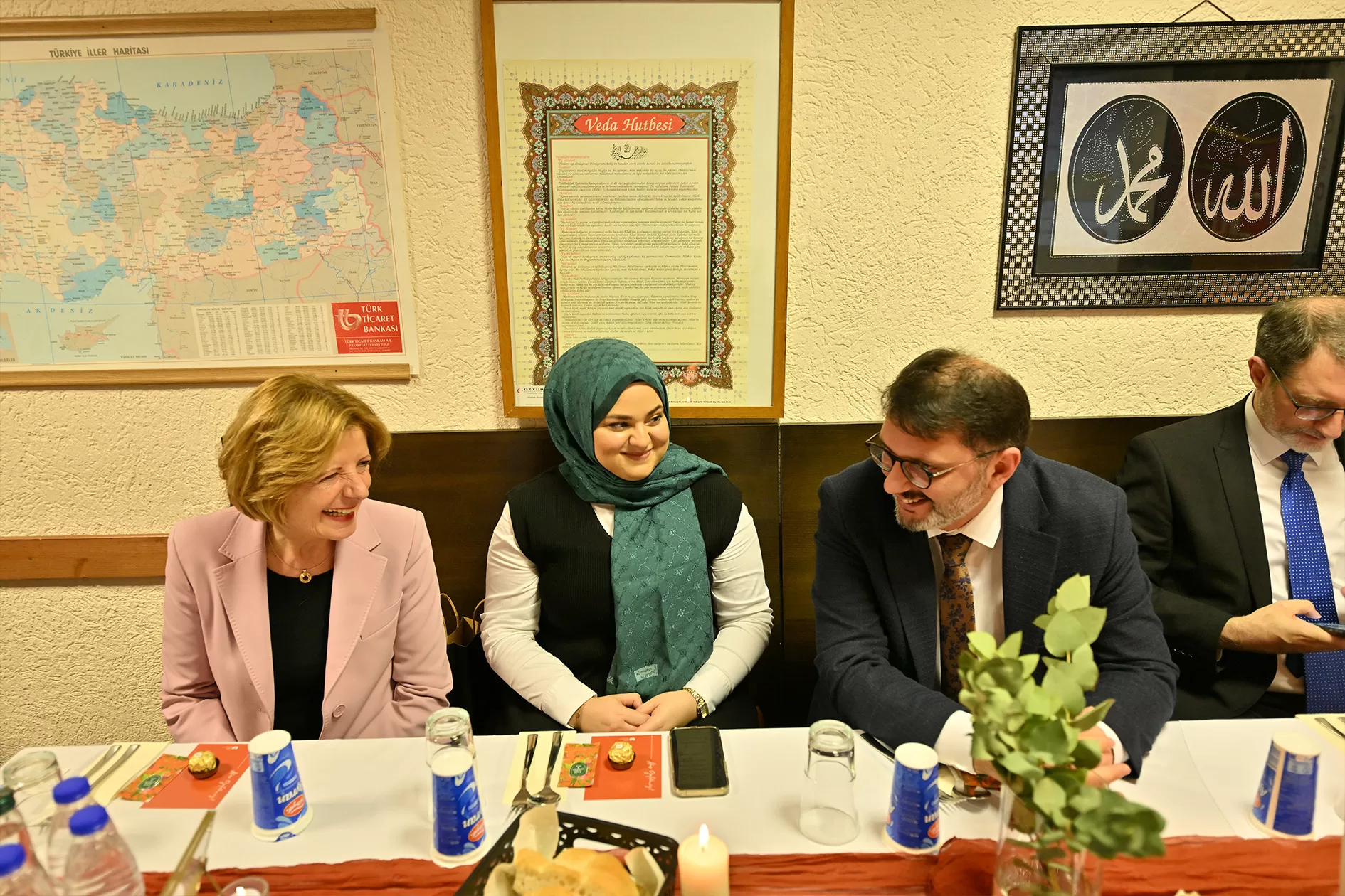 Rheinland-Pfalz Eyalet Başbakanı Dreyer, DİTİB iftar sofrasına katıldı