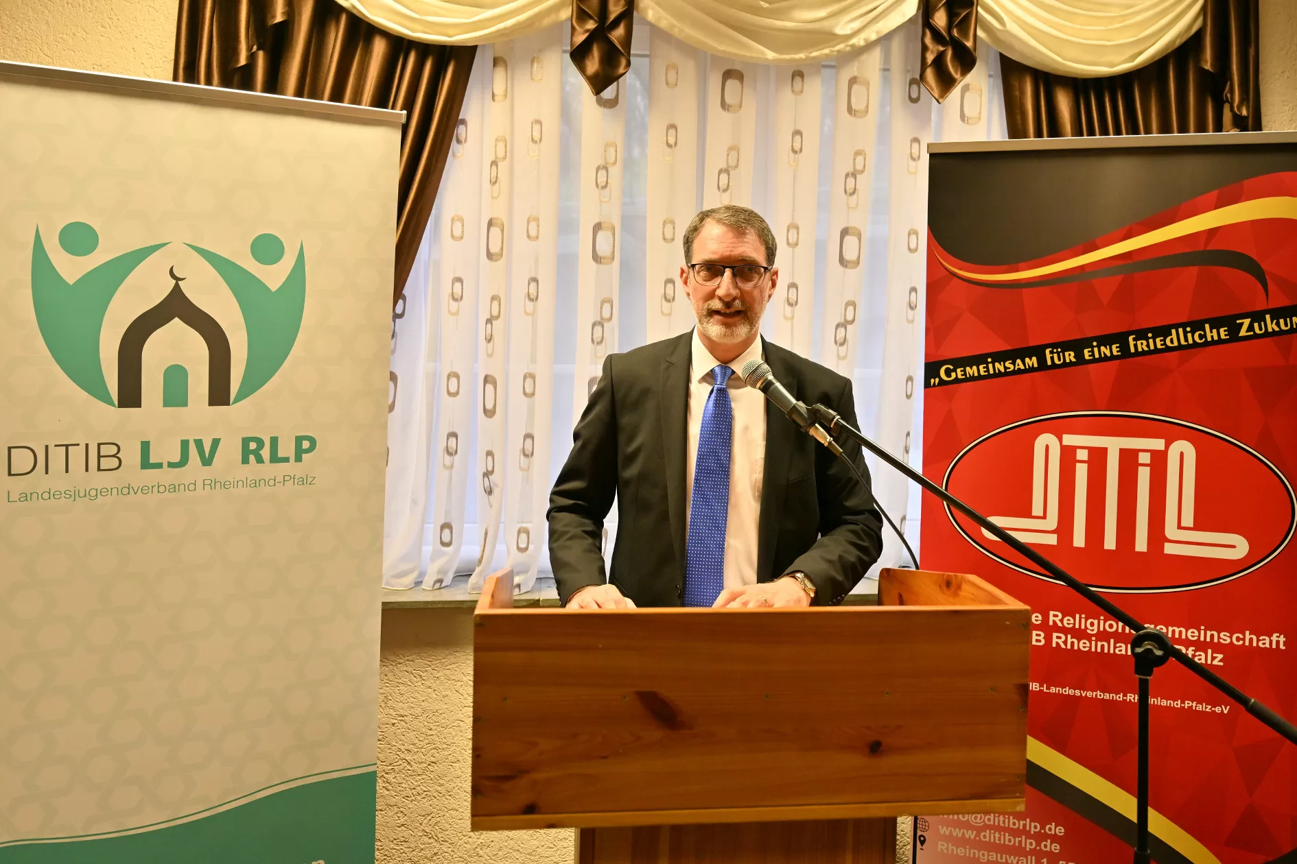 Rheinland-Pfalz Eyalet Başbakanı Dreyer, DİTİB iftar sofrasına katıldı