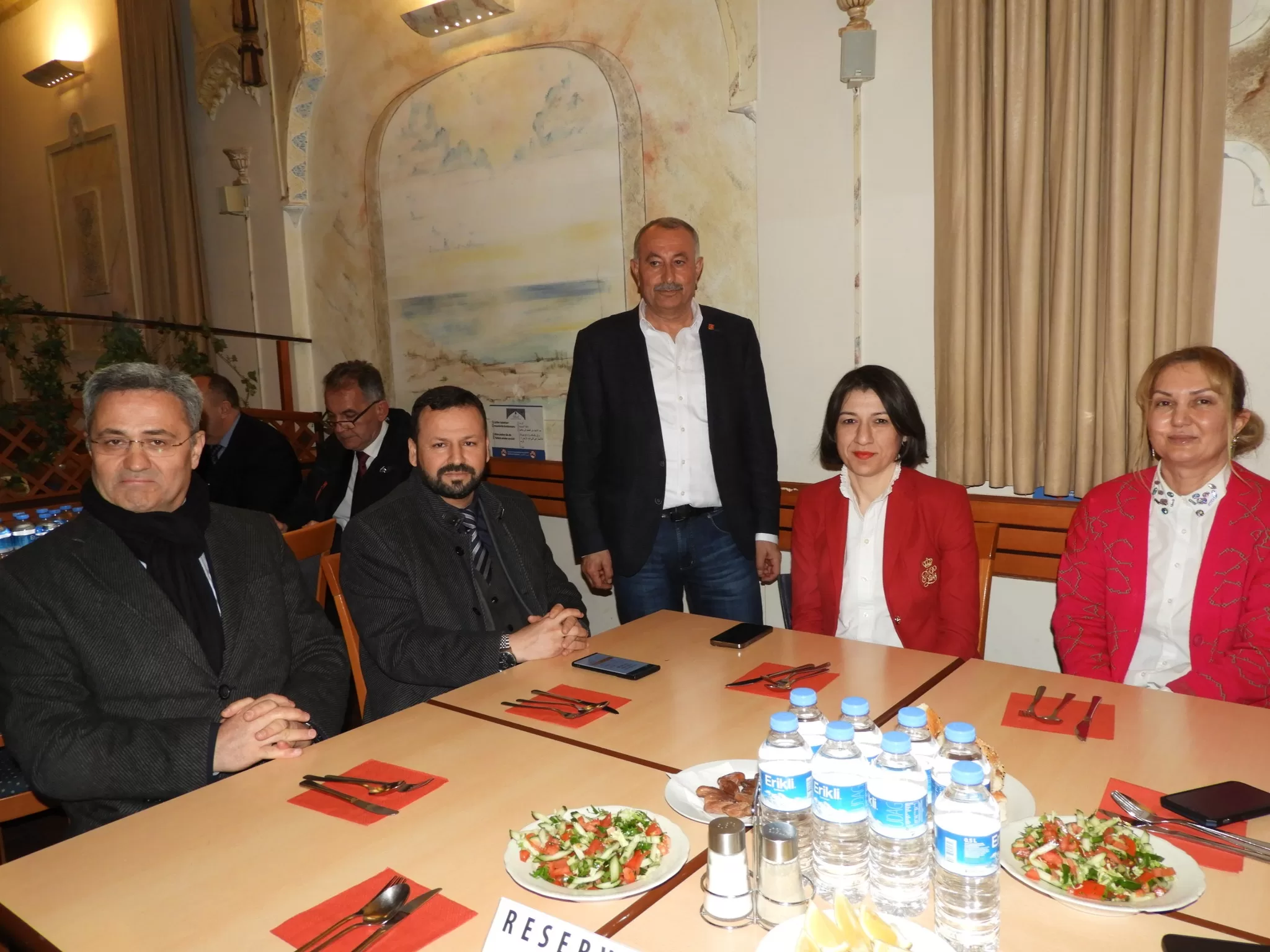 HAMBURG’DA İFTAR’DA ÇANAKKALE ŞEHİTLERİ ANILDI