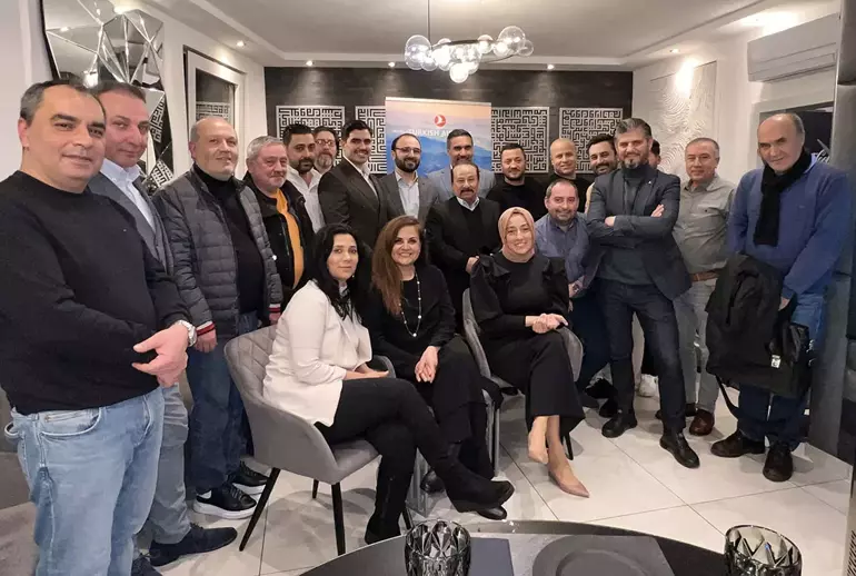 THY Nürnberg, turizmcileri iftarda buluşturdu