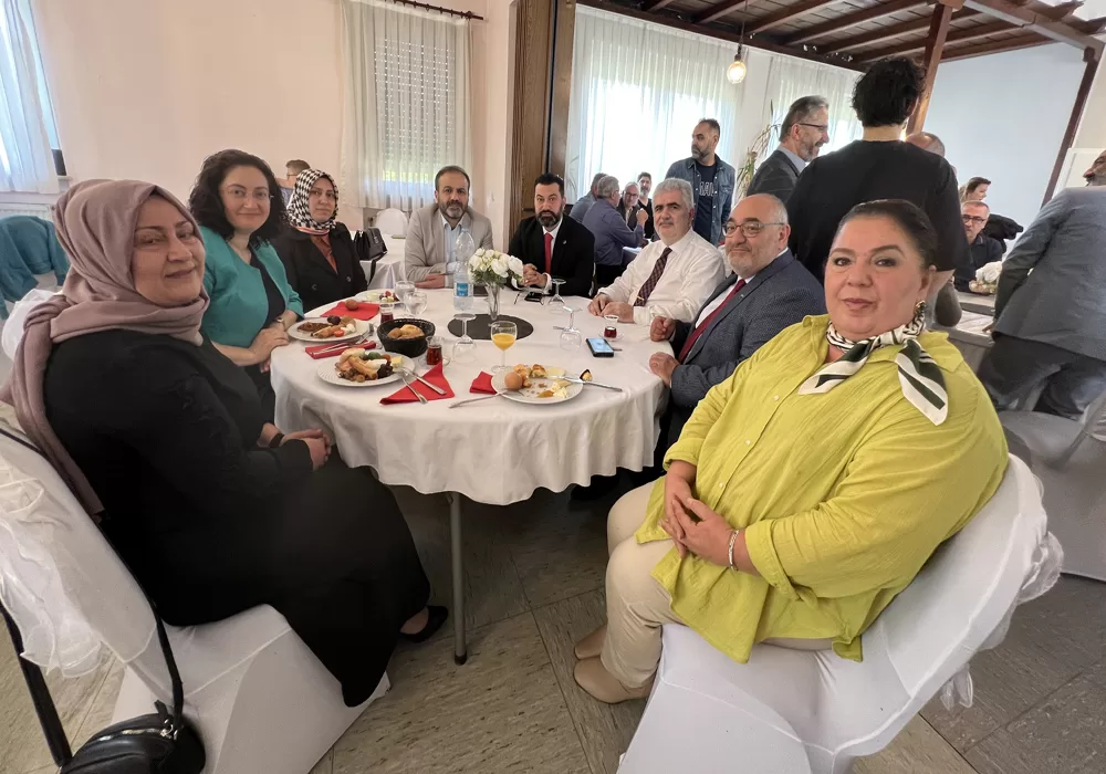 ‘Gençlerimizi doğru yönlendirirsek başarıları artar’