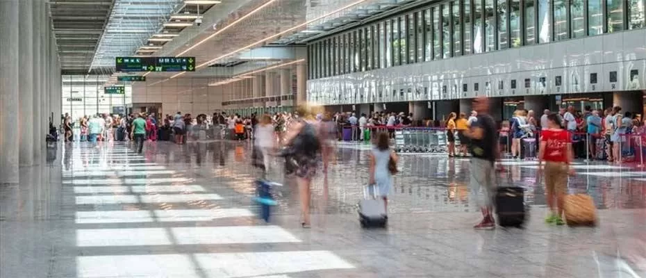 Bayram tatilinde 6 milyon 852 bin yolcu hava yoluyla seyahat etti