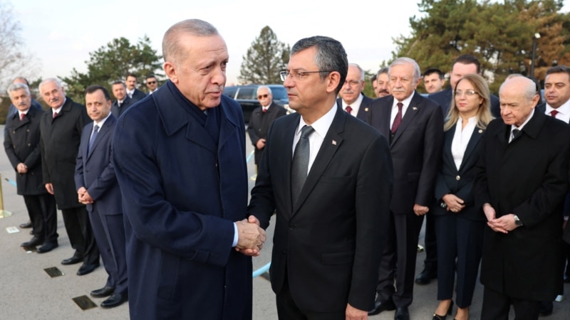Erdoğan’ın çağrısına Özel’den mesafeli yanıt