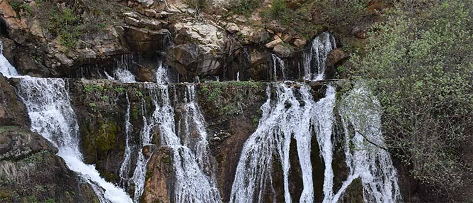 Gümüşhane Tomara Şelalesi'nde turizm sezonu açıldı