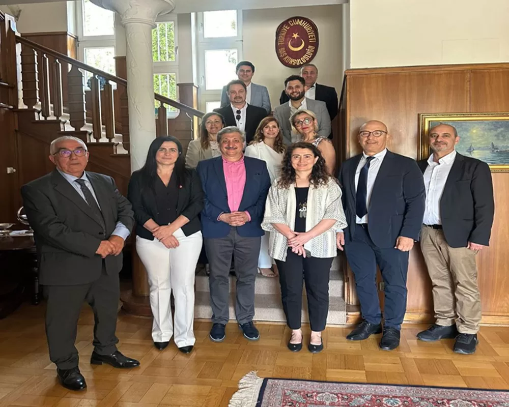 Stuttgart Başkonsolosluğu ev sahipliğinde, Bayram kutlaması gerçekleşti