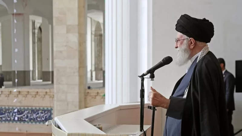 İran’ın dini lideri Hamaney “İsrail cezalandırılacaktır” dedi; İsrail karşılık vermeye hazır