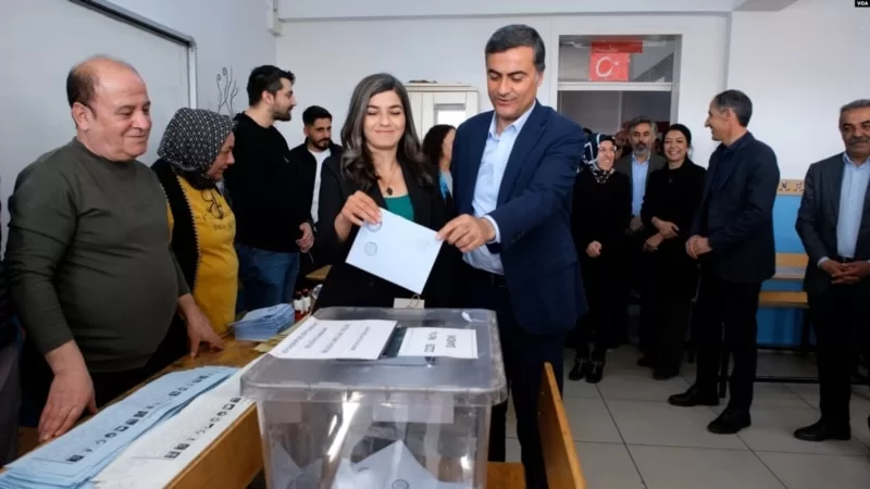 Mazbata AK Partili Arvas'a verildi