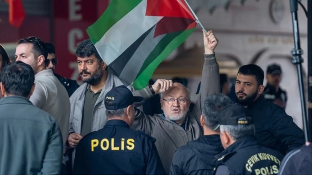 Steinmeier Ankara'da protesto edildi