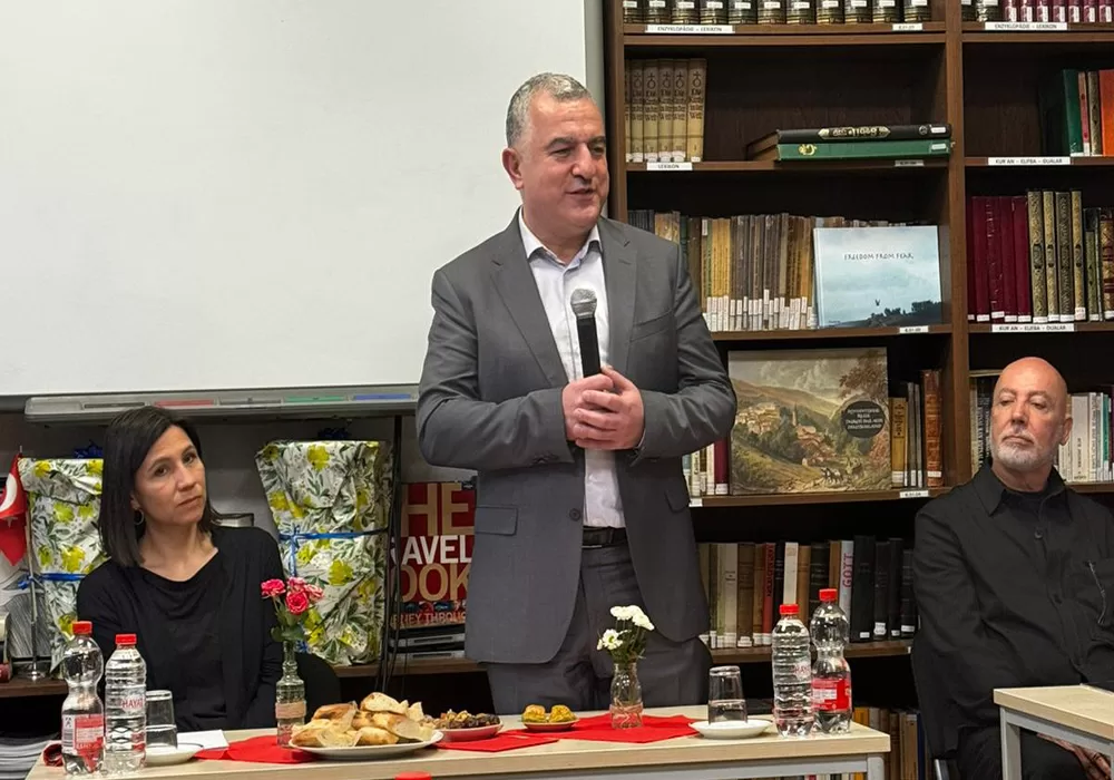 “Müslümanlar ile Hristiyanlar birlikte yaşamayı öğrenmelidirler”