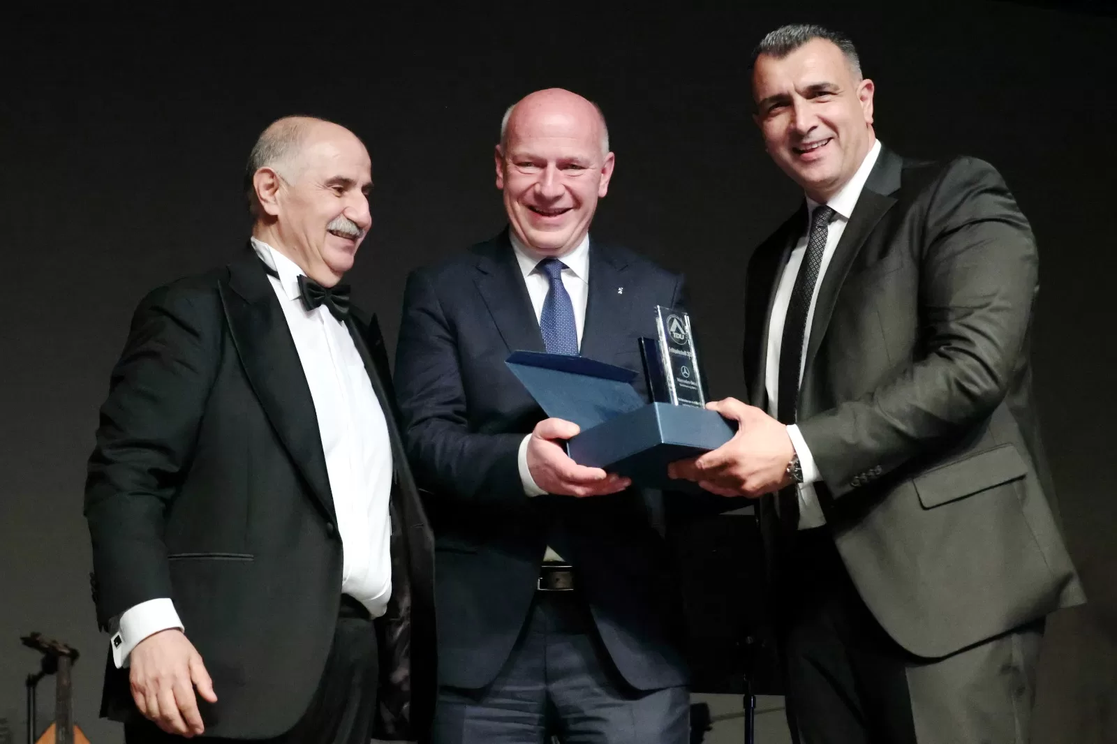 TDU’dan unutulmaz muhteşem ilkbahar balosu