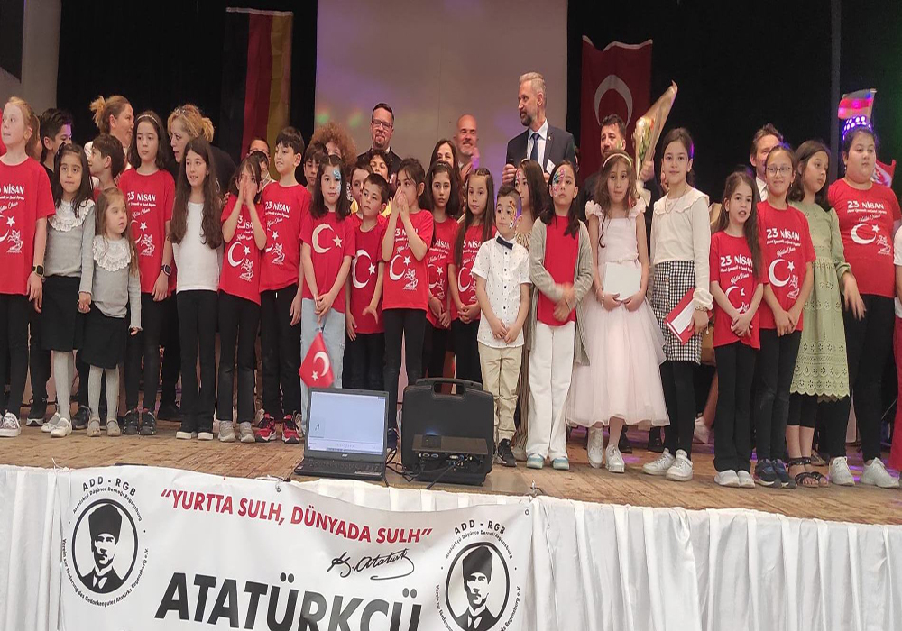 23 Nisan kutlamalarının geliri kimsesiz çocuklara!