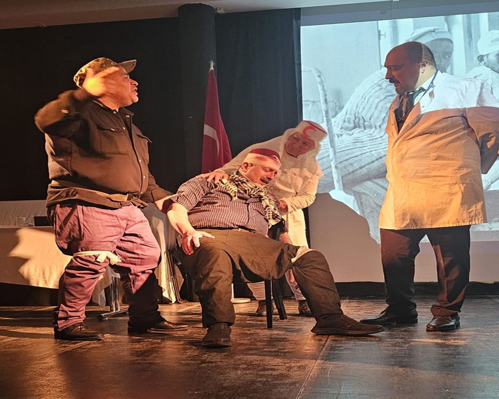 ‘Kefen Bayraklı Şehir’ seyirciyle buluştu