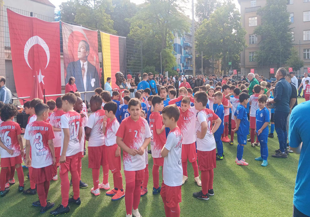 Berlin'de 19 Mayıs Gençlik ve Spor Bayramı Turnuvası Coşkuyla Kutlandı