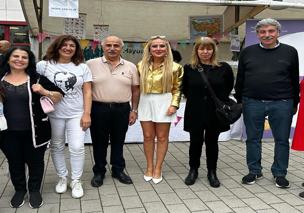 Berlin`de 19 Mayıs ve 23 Nisan Şenlikleri Coşkuyla Kutlandı