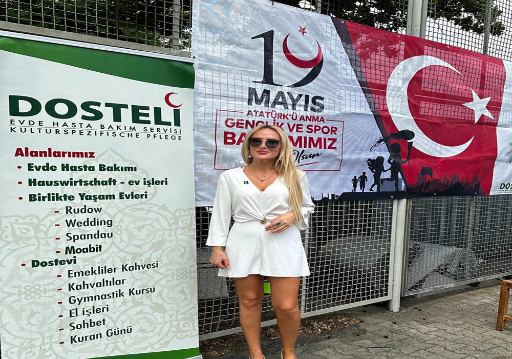Berlin`de 19 Mayıs ve 23 Nisan Şenlikleri Coşkuyla Kutlandı