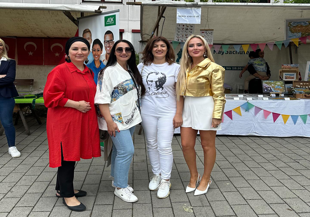 Berlin`de 19 Mayıs ve 23 Nisan Şenlikleri Coşkuyla Kutlandı