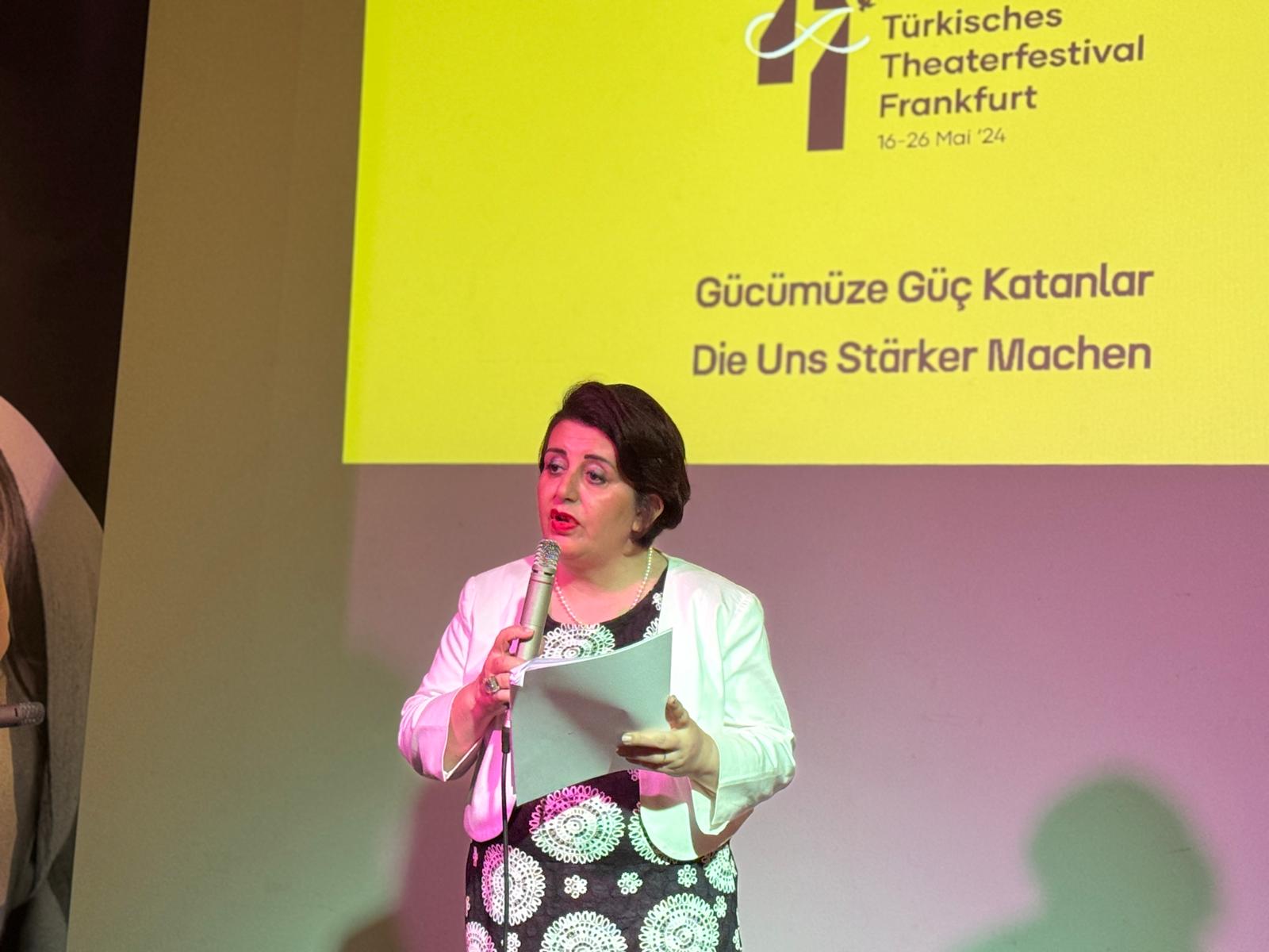 11. Frankfurt Türk Tiyatro Festivali, "Ayla Algan Anma Gecesi" ile başladı