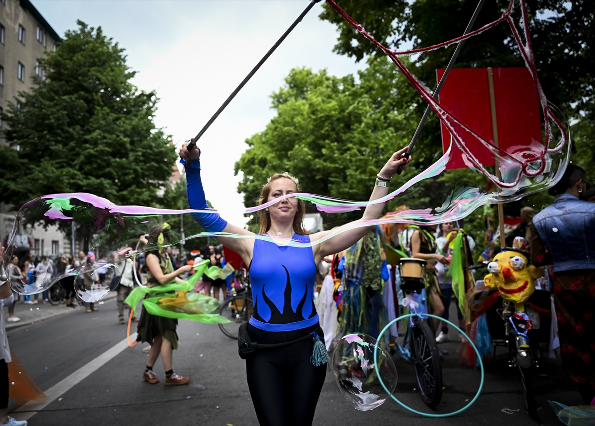 26. Berlin Kültürler Karnavalı Renkli Görüntülere Sahne Oldu