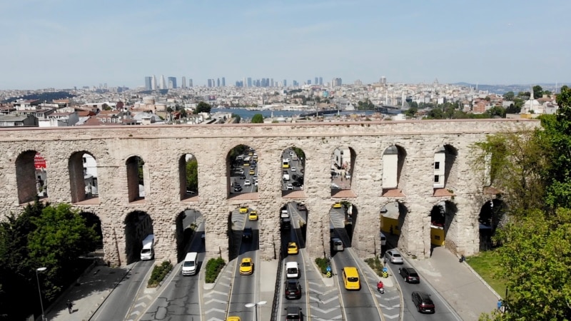 Bozdoğan Su Kemeri ve Saraçhane Meydanı nasıl gündem oldu?