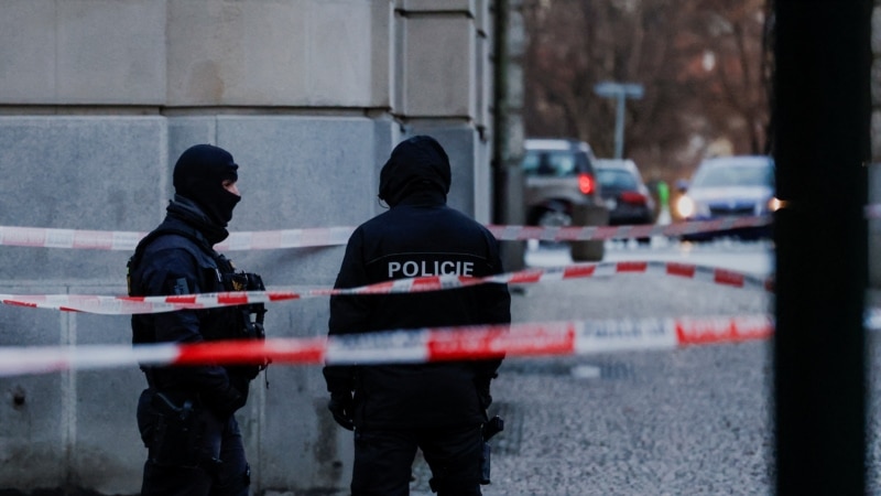 Çek polisi 14 kişiyi Türkiye’den yasadışı göçmen kaçakçılığıyla suçladı