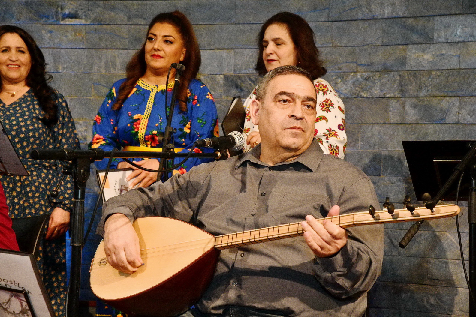 Pınar ve İmam Özgül ile arkadaşlarından muhteşem bir dinleti