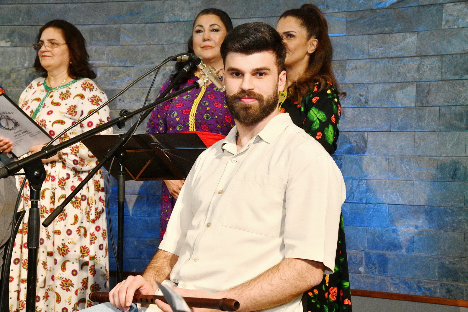 Pınar ve İmam Özgül ile arkadaşlarından muhteşem bir dinleti