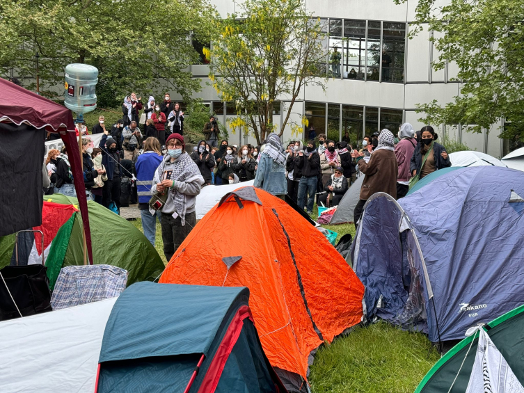 Berlin Hür Üniversitesi'nde Filistin’e destek eylemi