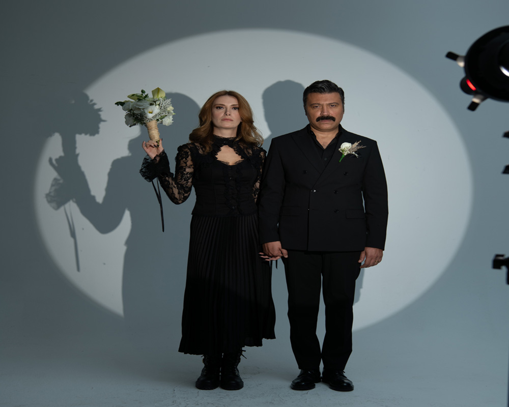 “Leyla İle Mecnun Değil”, Berlin’de sahnelenecek