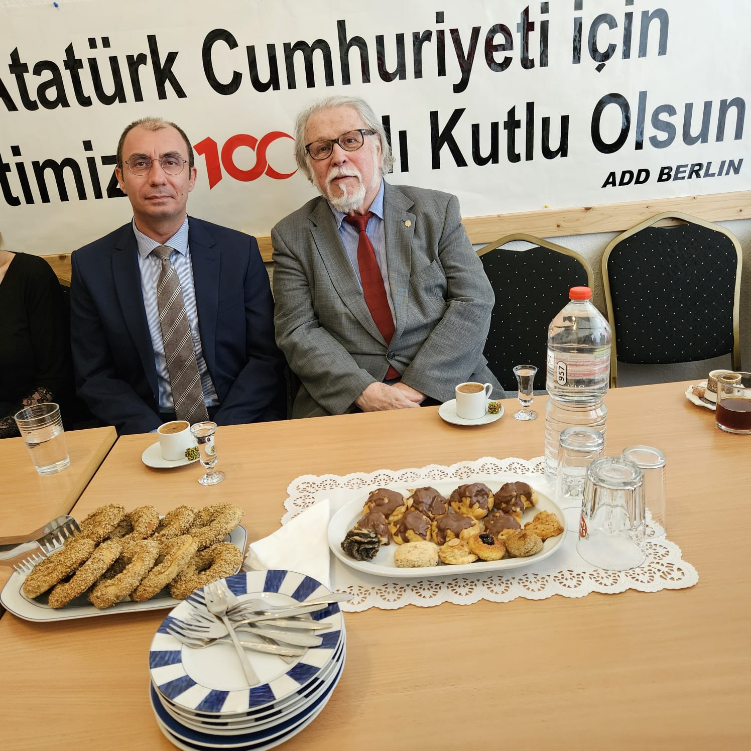 Başkonsolos Şanlı, Berlin ADD`yi ziyareti etti