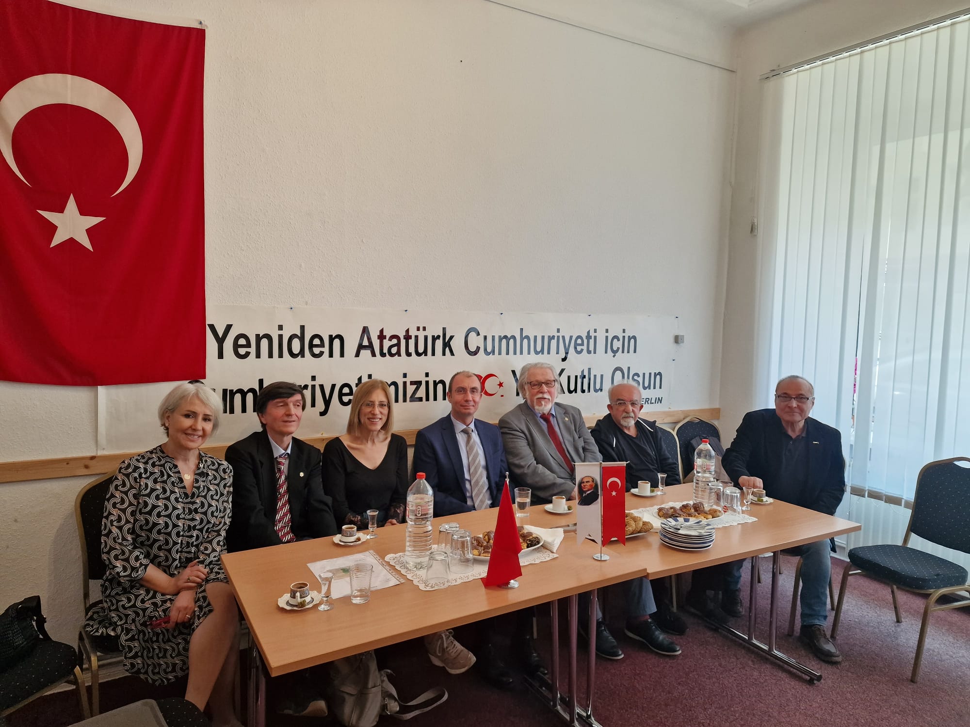Başkonsolos Şanlı, Berlin ADD`yi ziyareti etti