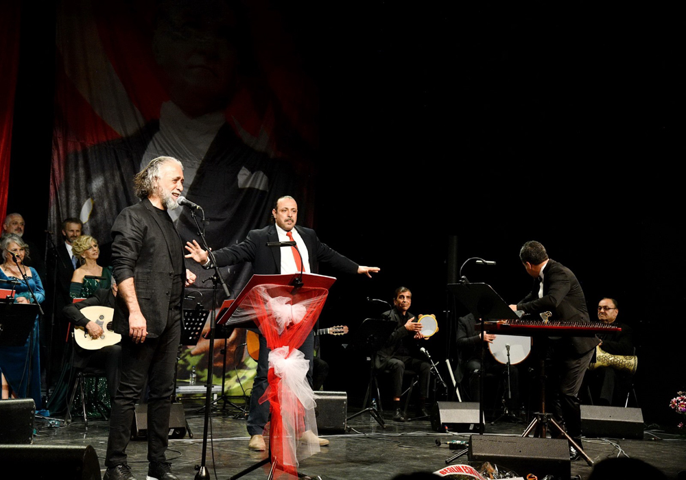 Burhan Kul, Berlin`de dev kadro ile muhteşem konser verecek