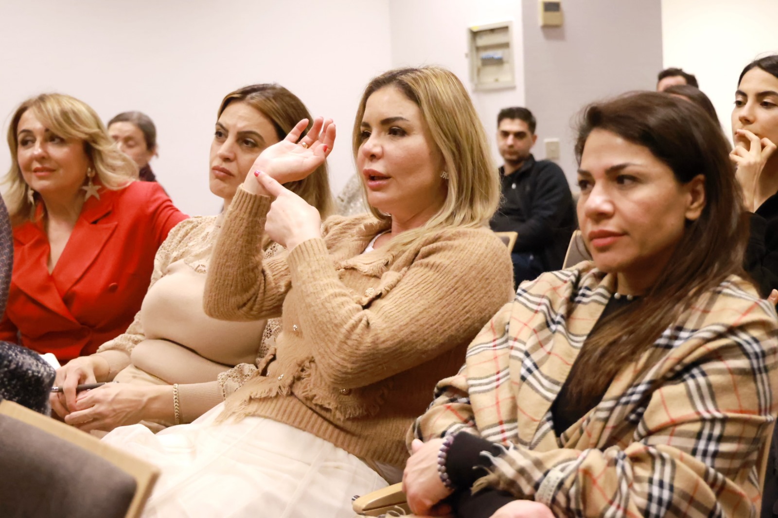 Berlin`de yapay zeka ve geleceğin meslekleri semineri düzenledi
