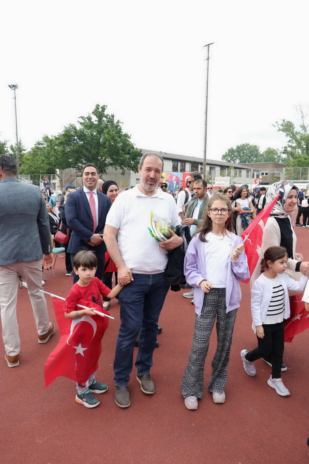Berlin`de 19 Mayıs ve 23 Nisan Şenlikleri Coşkuyla Kutlandı