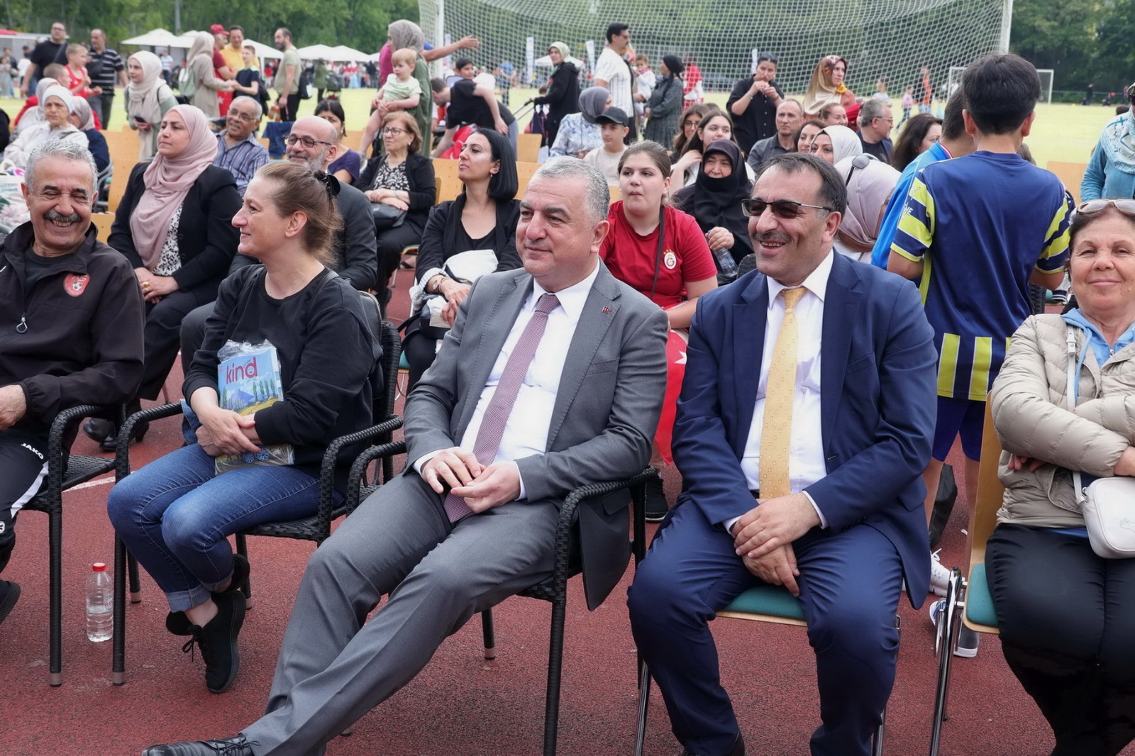 Berlin`de 19 Mayıs ve 23 Nisan Şenlikleri Coşkuyla Kutlandı