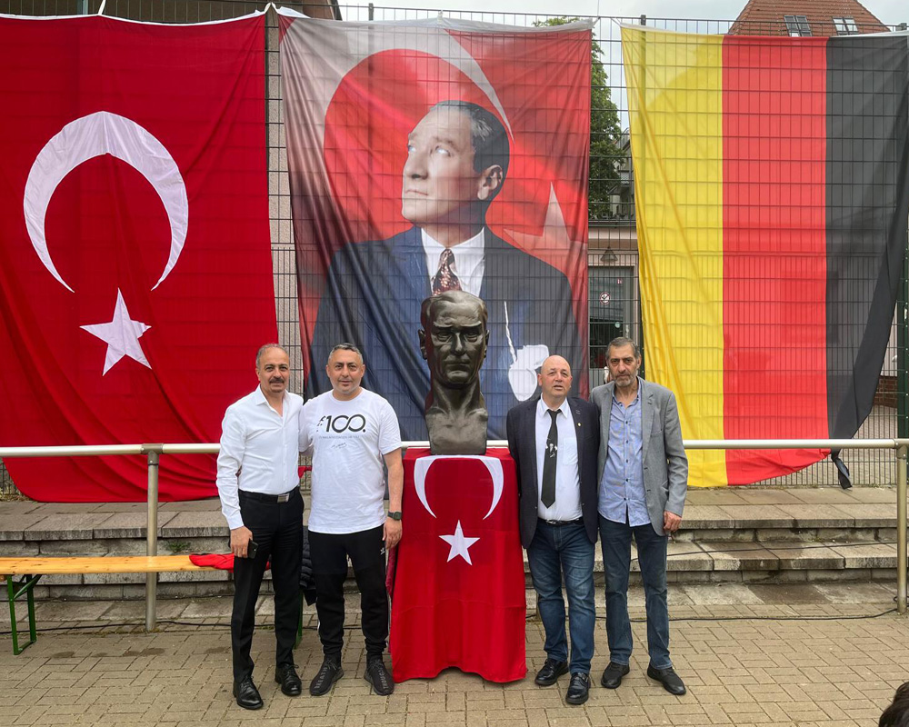 Berlin'de 19 Mayıs Gençlik ve Spor Bayramı Turnuvası Coşkuyla Kutlandı