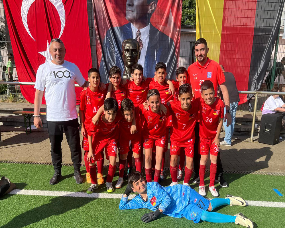 Berlin'de 19 Mayıs Gençlik ve Spor Bayramı Turnuvası Coşkuyla Kutlandı