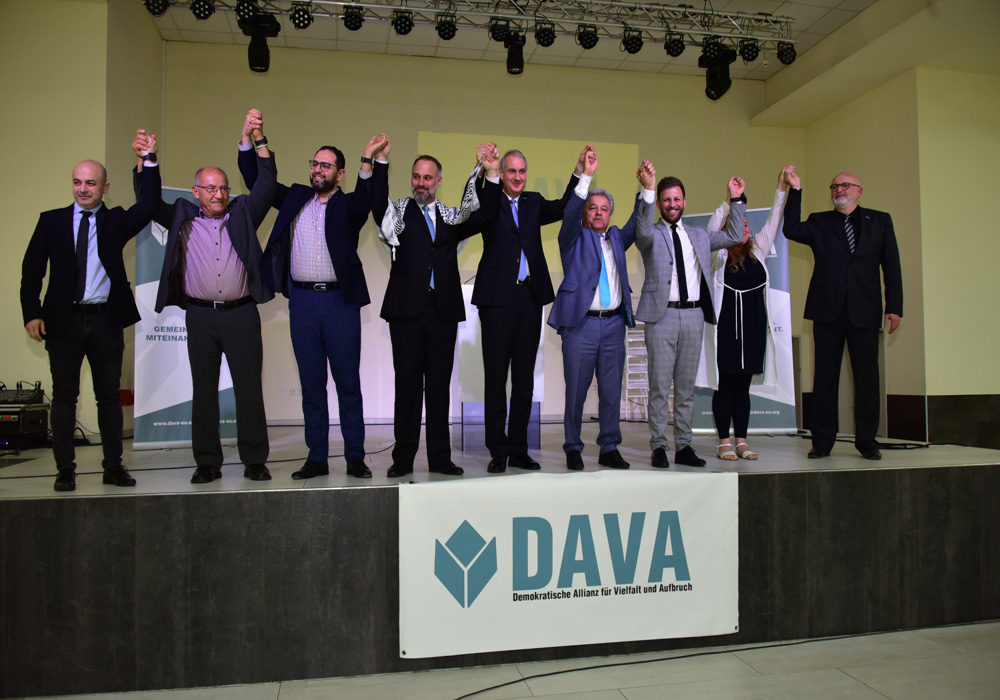DAVA Partisi için hiçbir banka hesap açmıyor