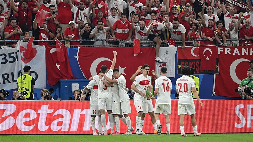 A Milli Futbol Takımı, EURO 2024'te son 16 turunda