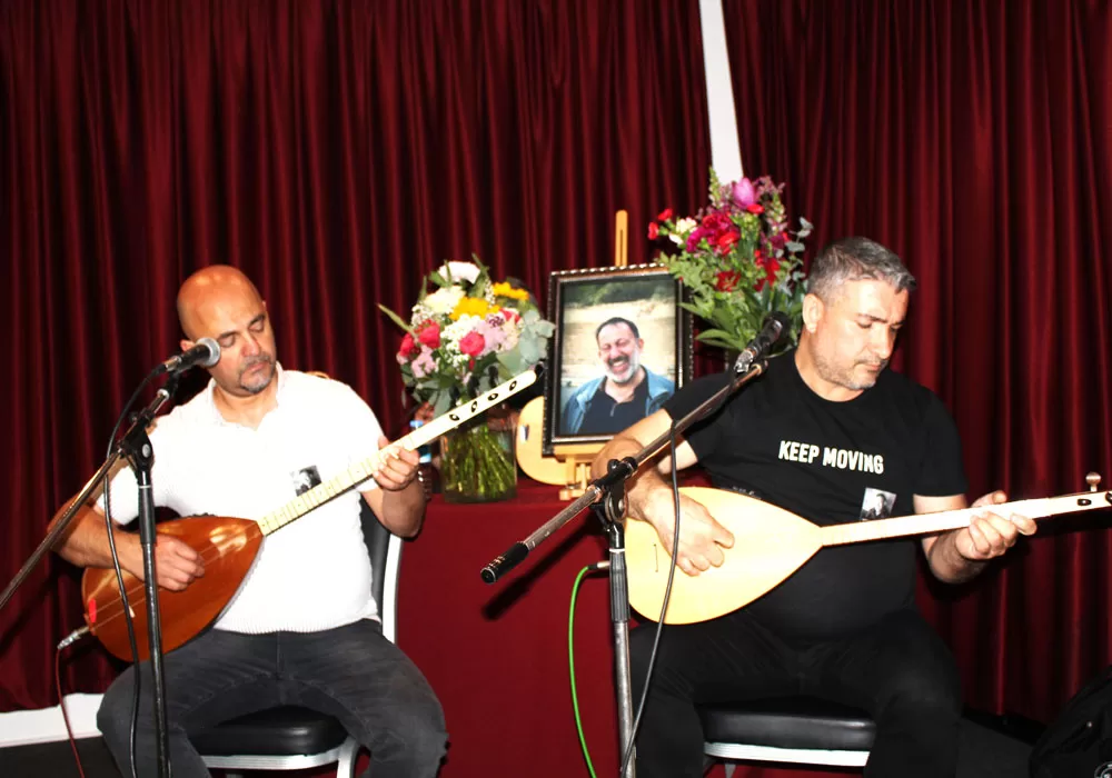 Hamburg’da Naci Lüle İçin Şiirlerle ve Türkülerle Taziye Töreni