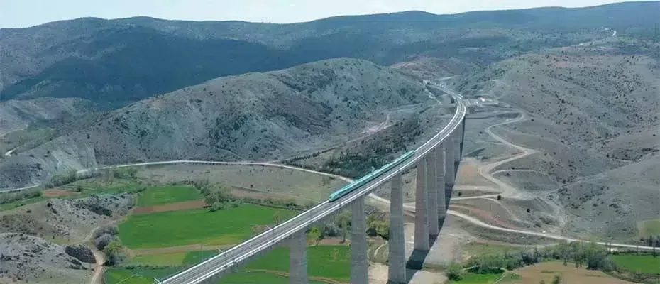 Tren biletlerinde emeklilere yönelik yüzde 10 indirimden 62 bin kişi faydalandı