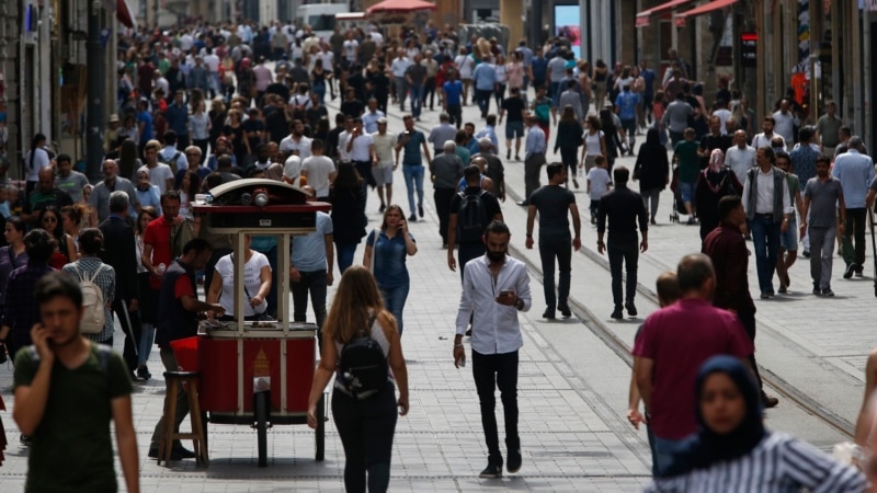 Türkiye’de enflasyon yüzde 75,45 ile 18 ayın zirvesinde