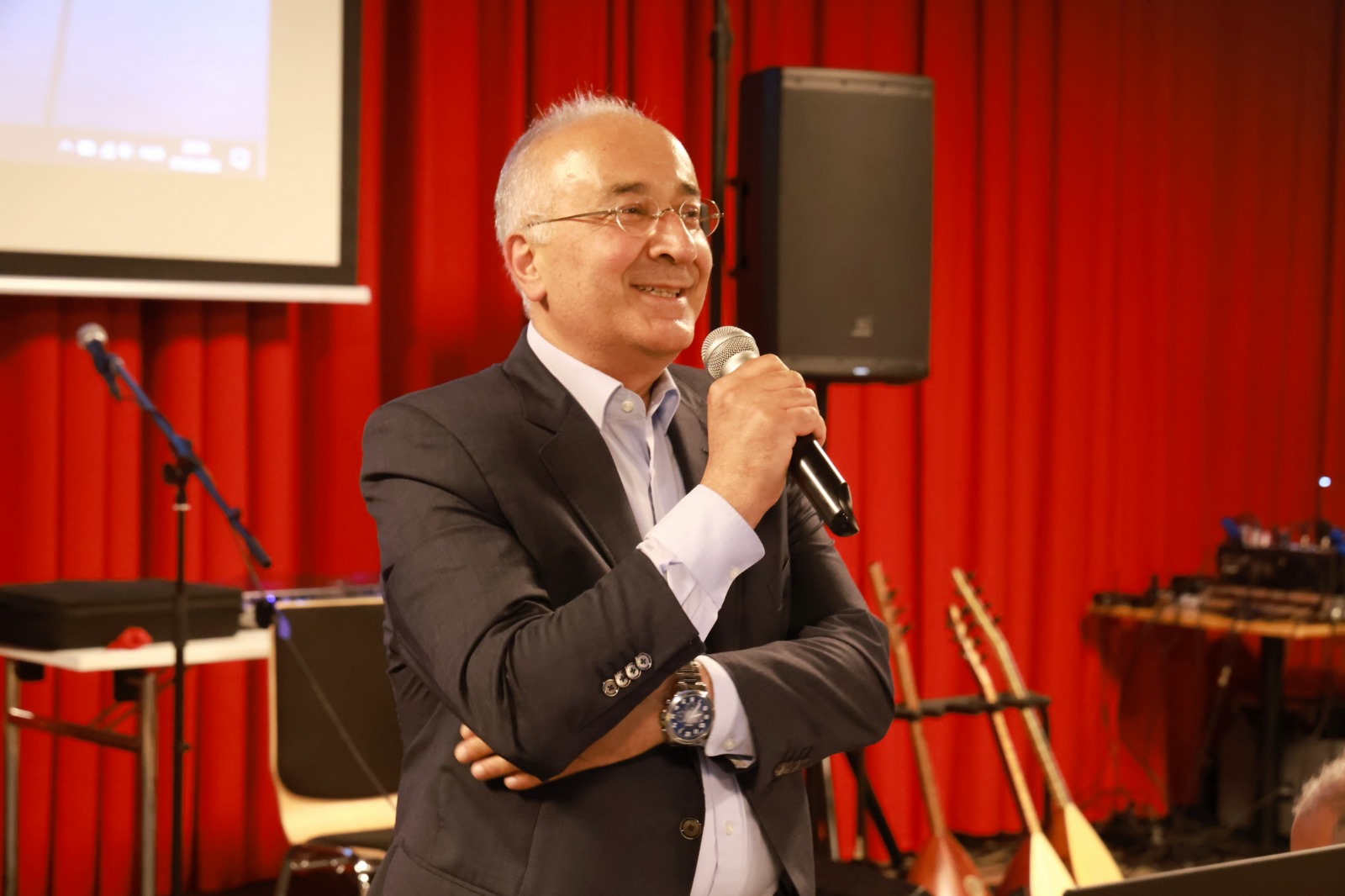 Berlin'de Muhteşem Bahadın Yaşlanma Vakfı Dayanışma Gecesi