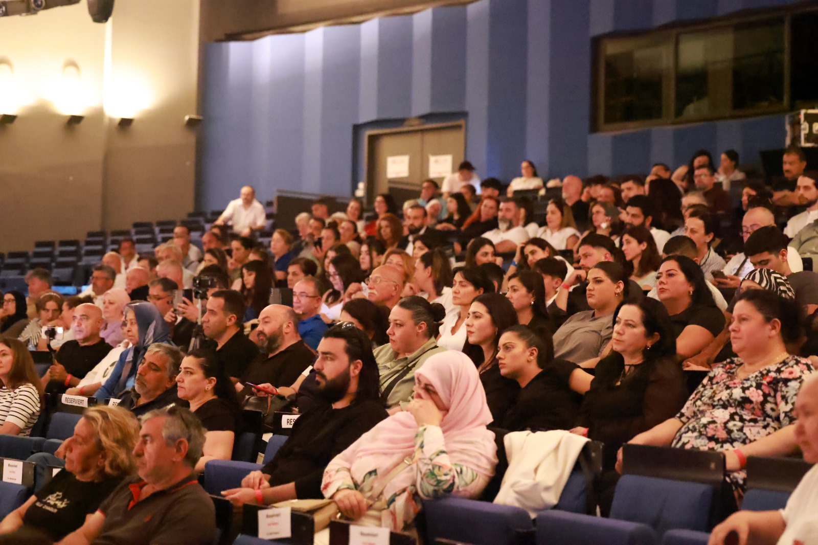 Şahin Bağlama Okulu, kuruluşunun 24. Yılını güzel bir konserle kutladı