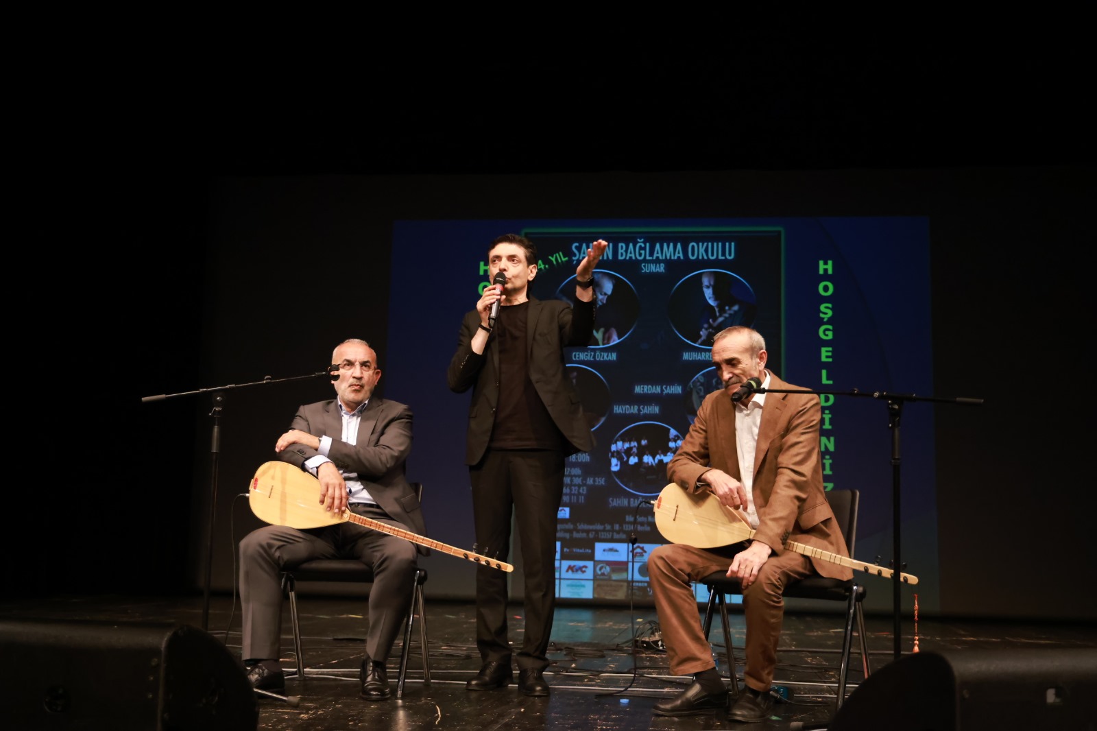 Şahin Bağlama Okulu, kuruluşunun 24. Yılını güzel bir konserle kutladı