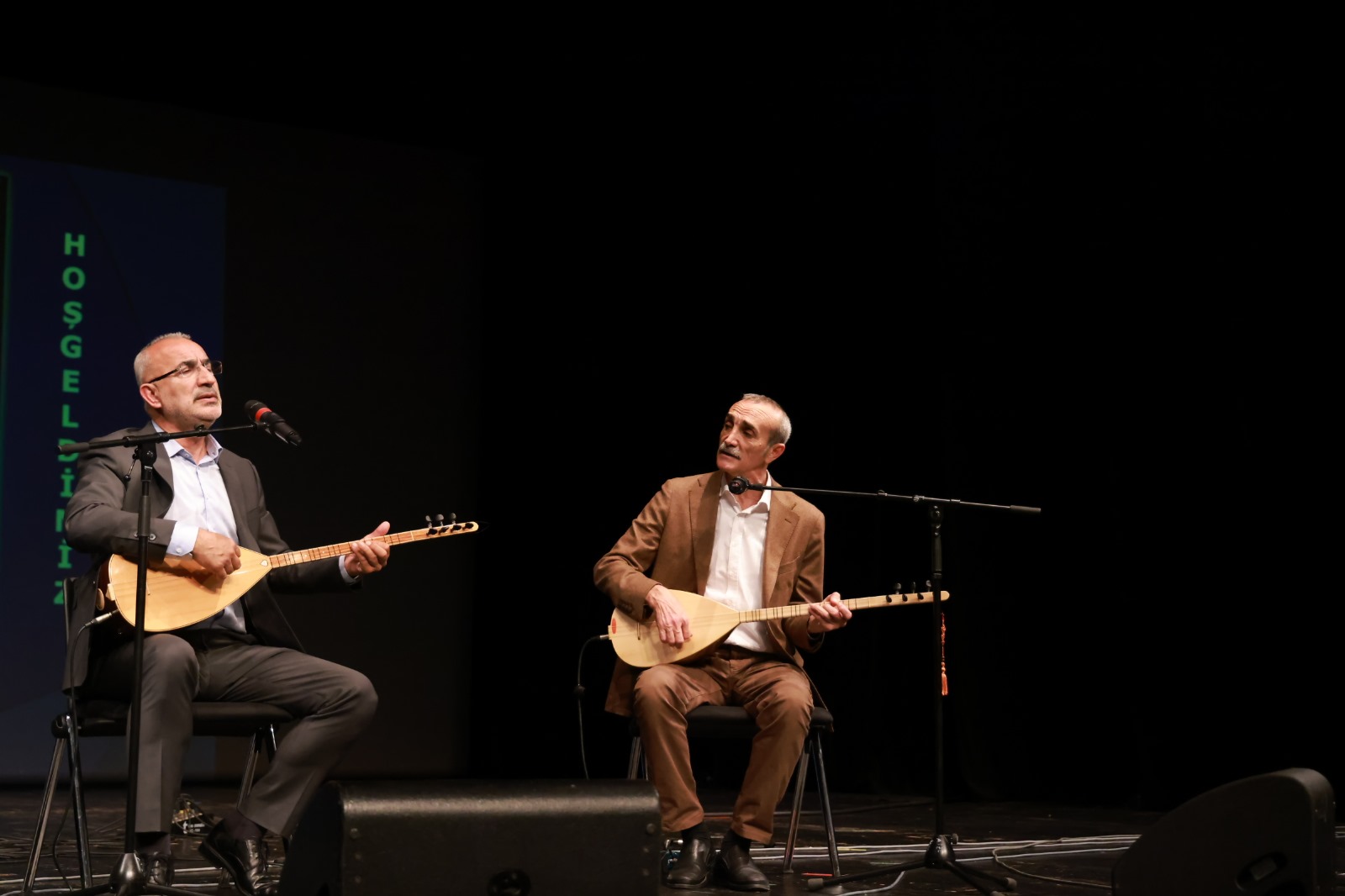 Şahin Bağlama Okulu, kuruluşunun 24. Yılını güzel bir konserle kutladı